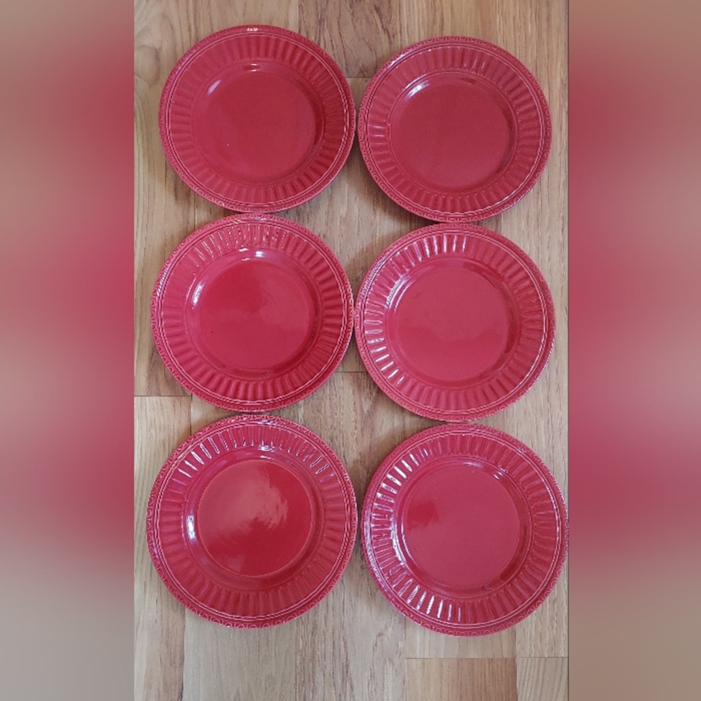 JC Penney Italiana Red Dessert Salad Plates Ribbed Rim 7.5 Inches